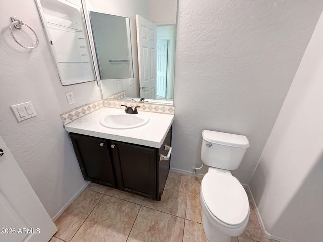 25852 W LYNNE Lane, Buckeye, AZ 85326
