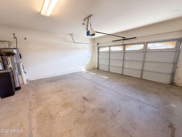 25852 W LYNNE Lane, Buckeye, AZ 85326