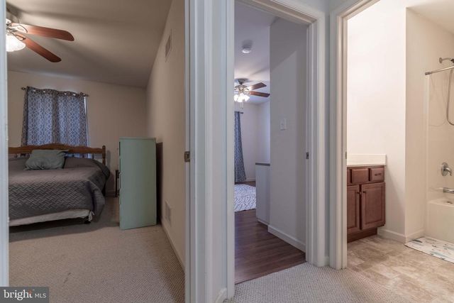 182 OLD SCHOOLHOUSE LANE, Mechanicsburg, PA 17055