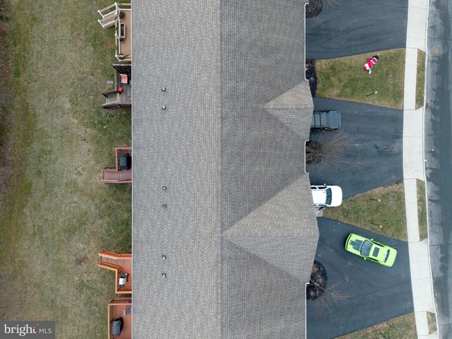 182 OLD SCHOOLHOUSE LANE, Mechanicsburg, PA 17055