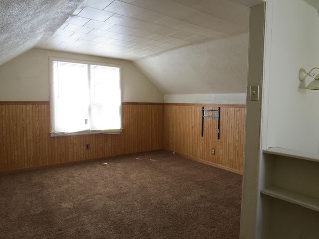 22021 Gascony Avenue, Eastpointe City, MI 48021