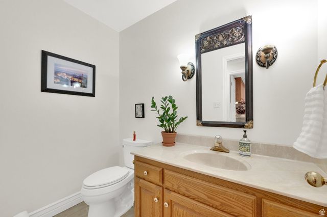 134 W JENNINGS LN, Centerville, UT 84014