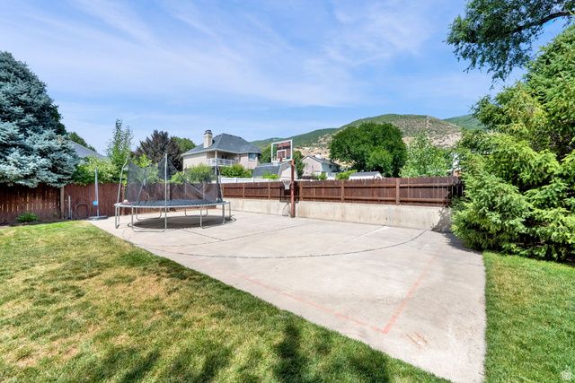 134 W JENNINGS LN, Centerville, UT 84014