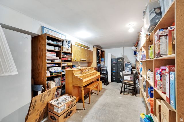 134 W JENNINGS LN, Centerville, UT 84014