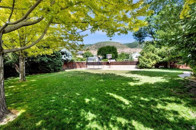 134 W JENNINGS LN, Centerville, UT 84014