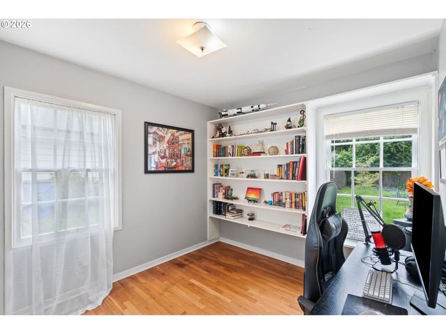 705 Nw 41ST St, Vancouver, WA 98660