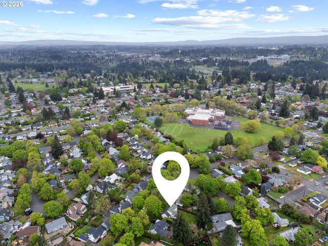 705 Nw 41ST St, Vancouver, WA 98660