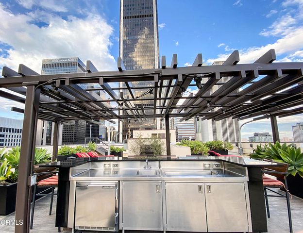 655 S Hope Street 1507, Los Angeles, CA 90017