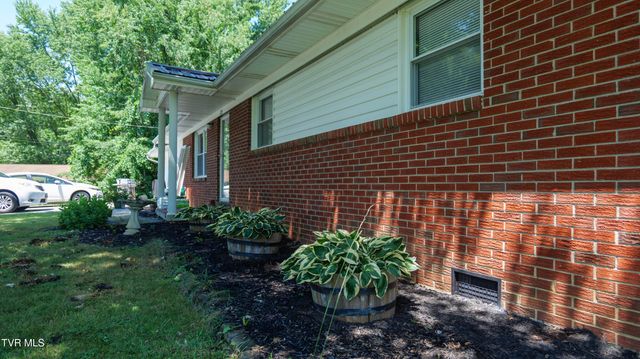 221 Timber Ridge Road, Jonesborough, TN 37659