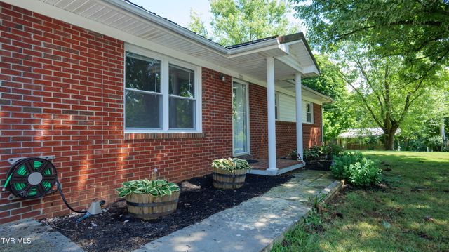 221 Timber Ridge Road, Jonesborough, TN 37659