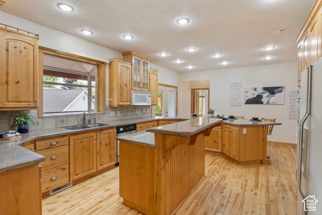 924 REDFORD DR, Provo, UT 84604