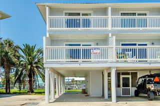 411 Admiral Craik Dr #4, Grand Isle, LA 70358