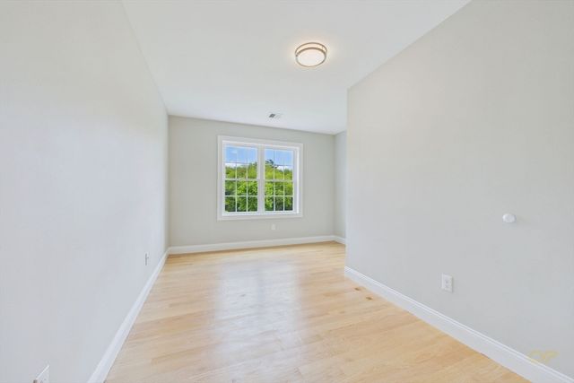 3 Crystal Spring Rd, Mattapoisett, MA 02739