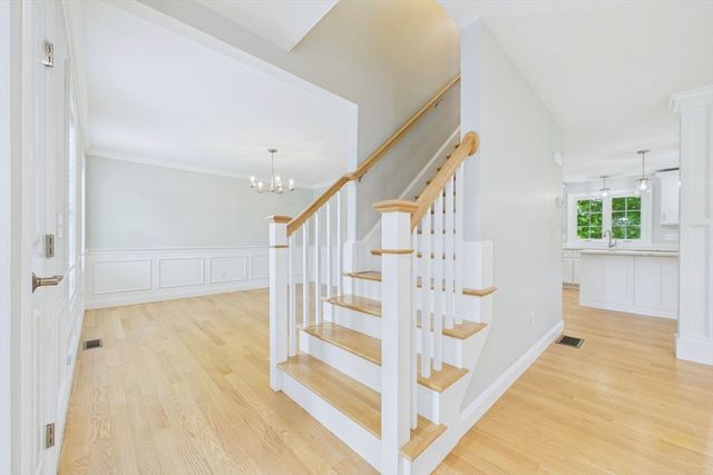 3 Crystal Spring Rd, Mattapoisett, MA 02739