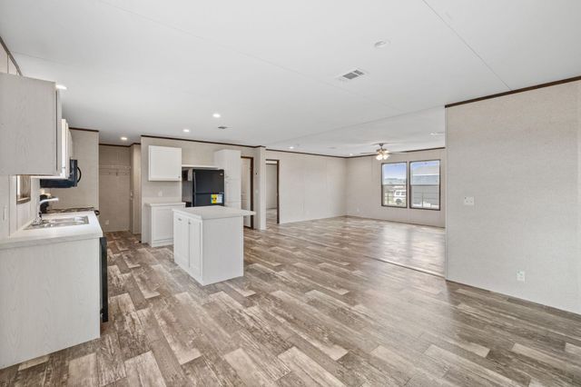 550 Conchas ST, Kyle, TX 78640