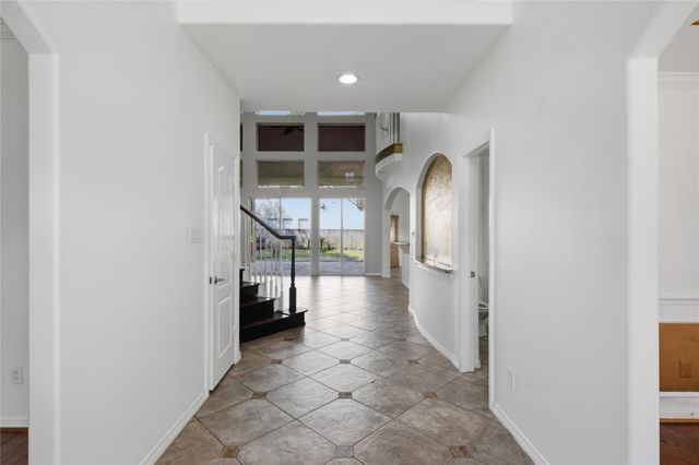 14911 Oxford Way, Houston, TX 77069