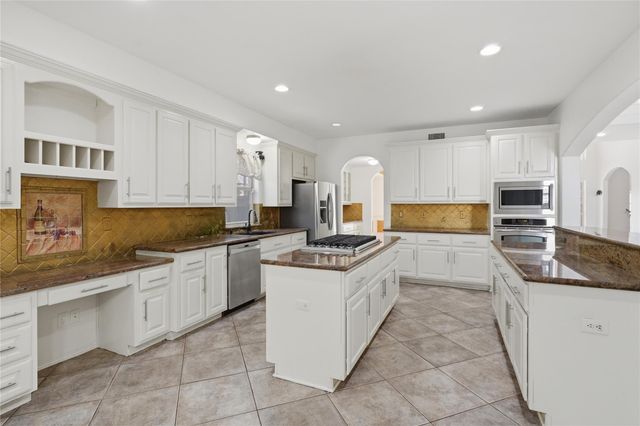 14911 Oxford Way, Houston, TX 77069