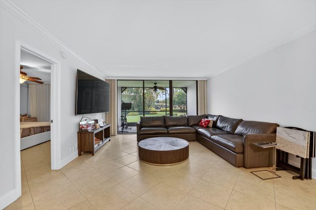 1627 Riverview Road 110, Deerfield Beach, FL 33441