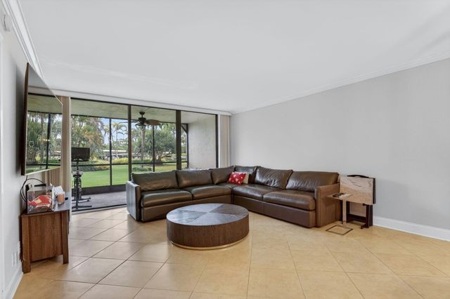 1627 Riverview Road 110, Deerfield Beach, FL 33441