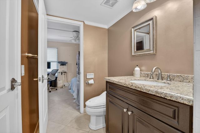 1627 Riverview Road 110, Deerfield Beach, FL 33441