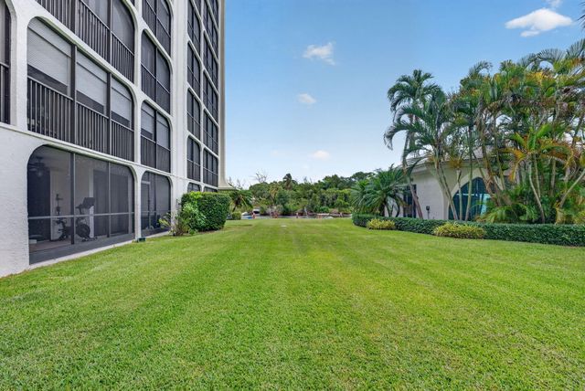 1627 Riverview Road 110, Deerfield Beach, FL 33441