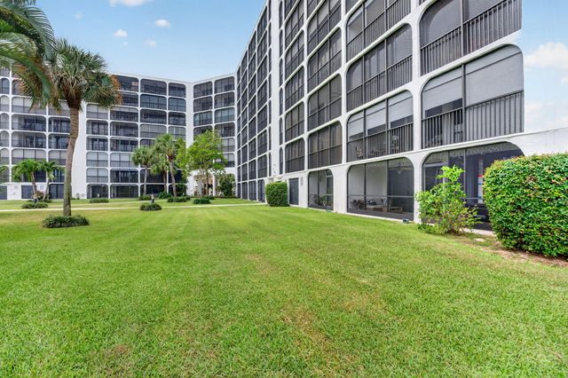 1627 Riverview Road 110, Deerfield Beach, FL 33441