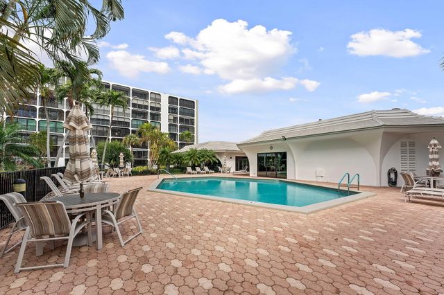 1627 Riverview Road 110, Deerfield Beach, FL 33441