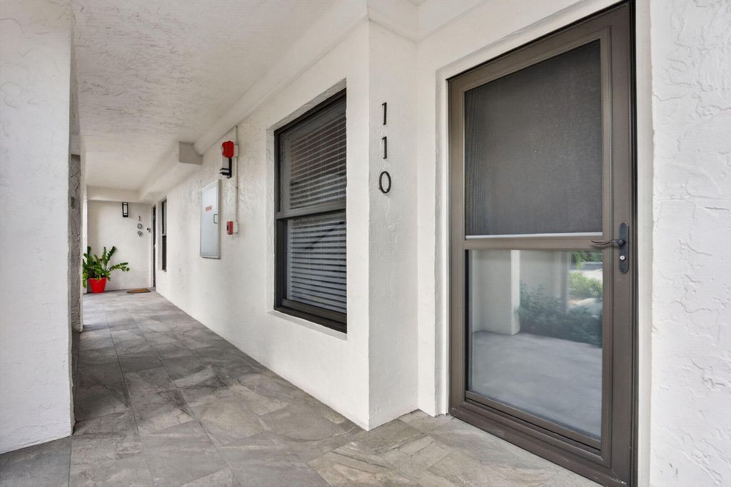 1627 Riverview Road 110, Deerfield Beach, FL 33441