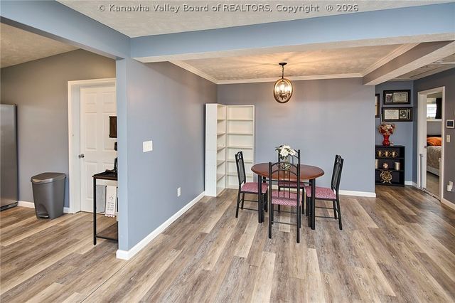 206 Kentucky Avenue, St Albans, WV 25177