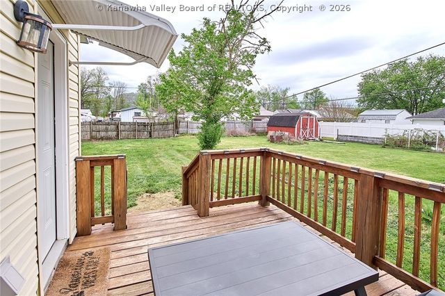 206 Kentucky Avenue, St Albans, WV 25177