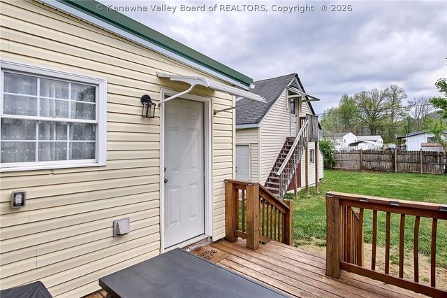 206 Kentucky Avenue, St Albans, WV 25177