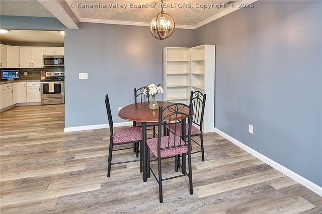 206 Kentucky Avenue, St Albans, WV 25177