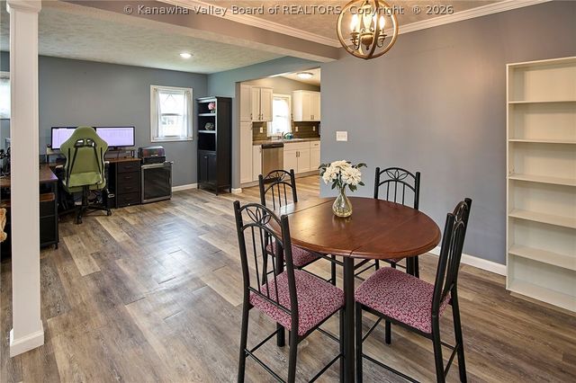 206 Kentucky Avenue, St Albans, WV 25177