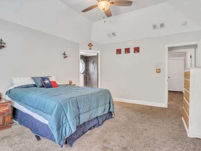 15067 Meadow Ridge Court, Nevada, TX 75173