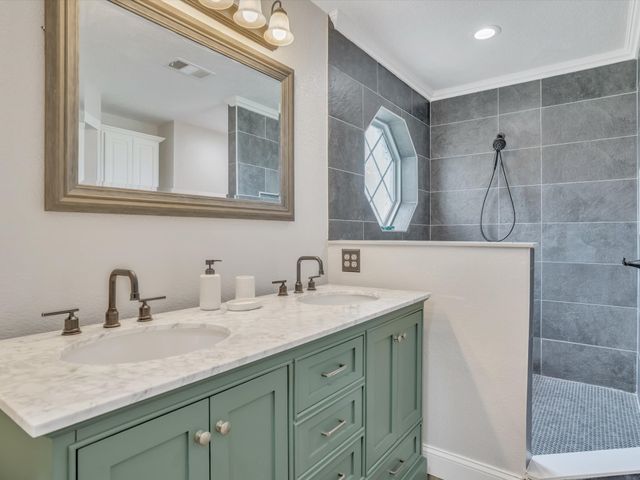 15067 Meadow Ridge Court, Nevada, TX 75173