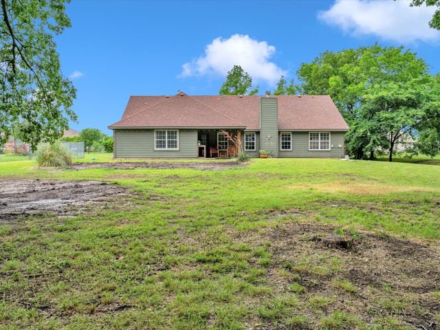 15067 Meadow Ridge Court, Nevada, TX 75173