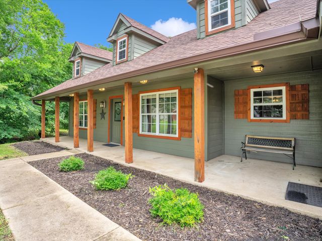 15067 Meadow Ridge Court, Nevada, TX 75173