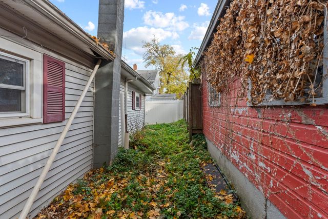 401 W Third Street, Buchanan City, MI 49107