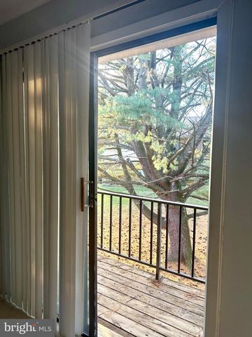 413 SILVER CT, Hamilton, NJ 08690