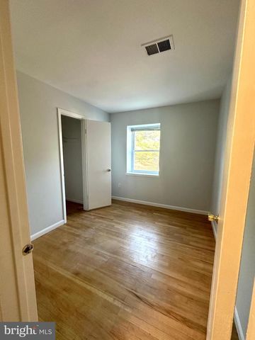 413 SILVER CT, Hamilton, NJ 08690