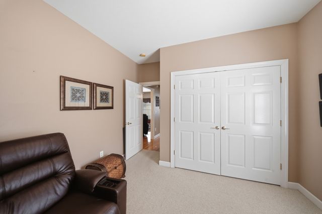221 Allen Dr, Greenbrier, TN 37073