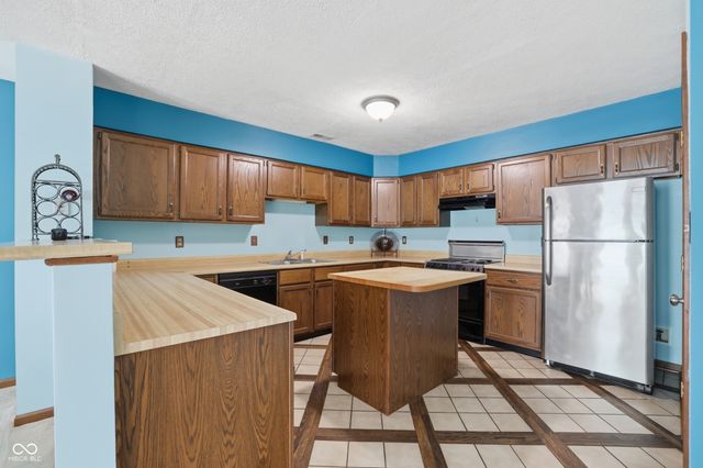 5311 Cotton Bay Drive W, Indianapolis, IN 46254