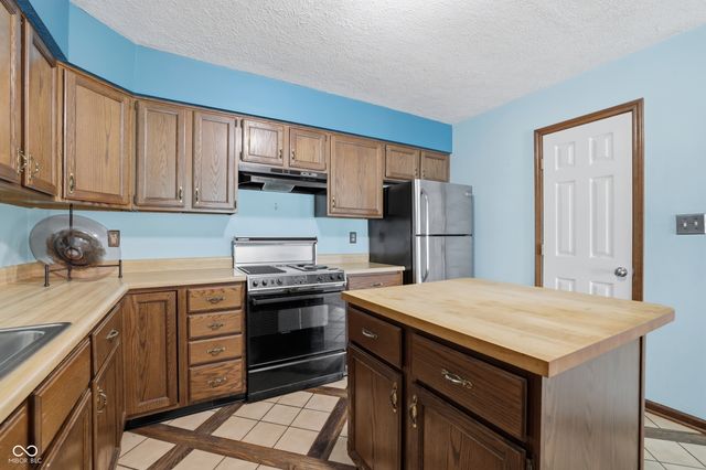 5311 Cotton Bay Drive W, Indianapolis, IN 46254