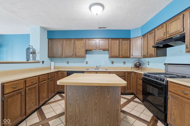 5311 Cotton Bay Drive W, Indianapolis, IN 46254