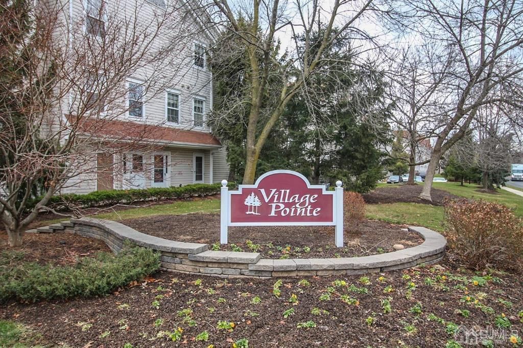 63 Prestwick Way, Edison, NJ 08820