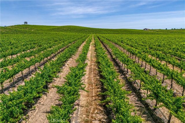 7160 Estrella, San Miguel, CA 93451