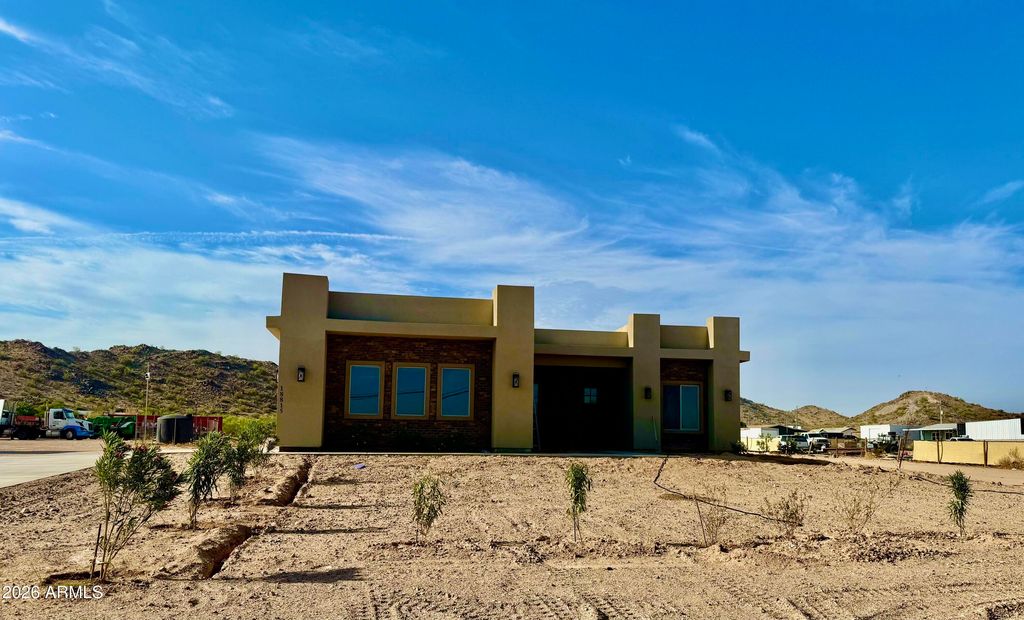 18815 W ARLINGTON Road, Buckeye, AZ 85326 — photo 4