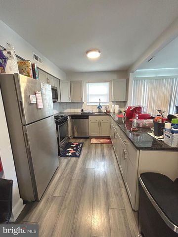 19 LAMONT CT, Sicklerville, NJ 08081