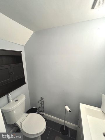 19 LAMONT CT, Sicklerville, NJ 08081