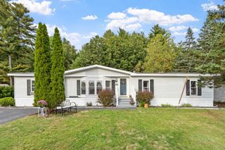 38 Dianne Street, Nashua, NH 03062